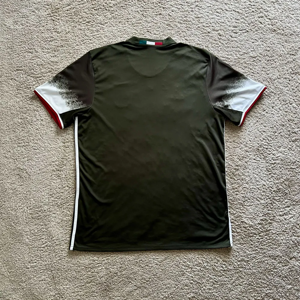 Rear view of AC Milan 2015/16 Adidas 3rd Shirt (Fly Emirates) - Men's XL