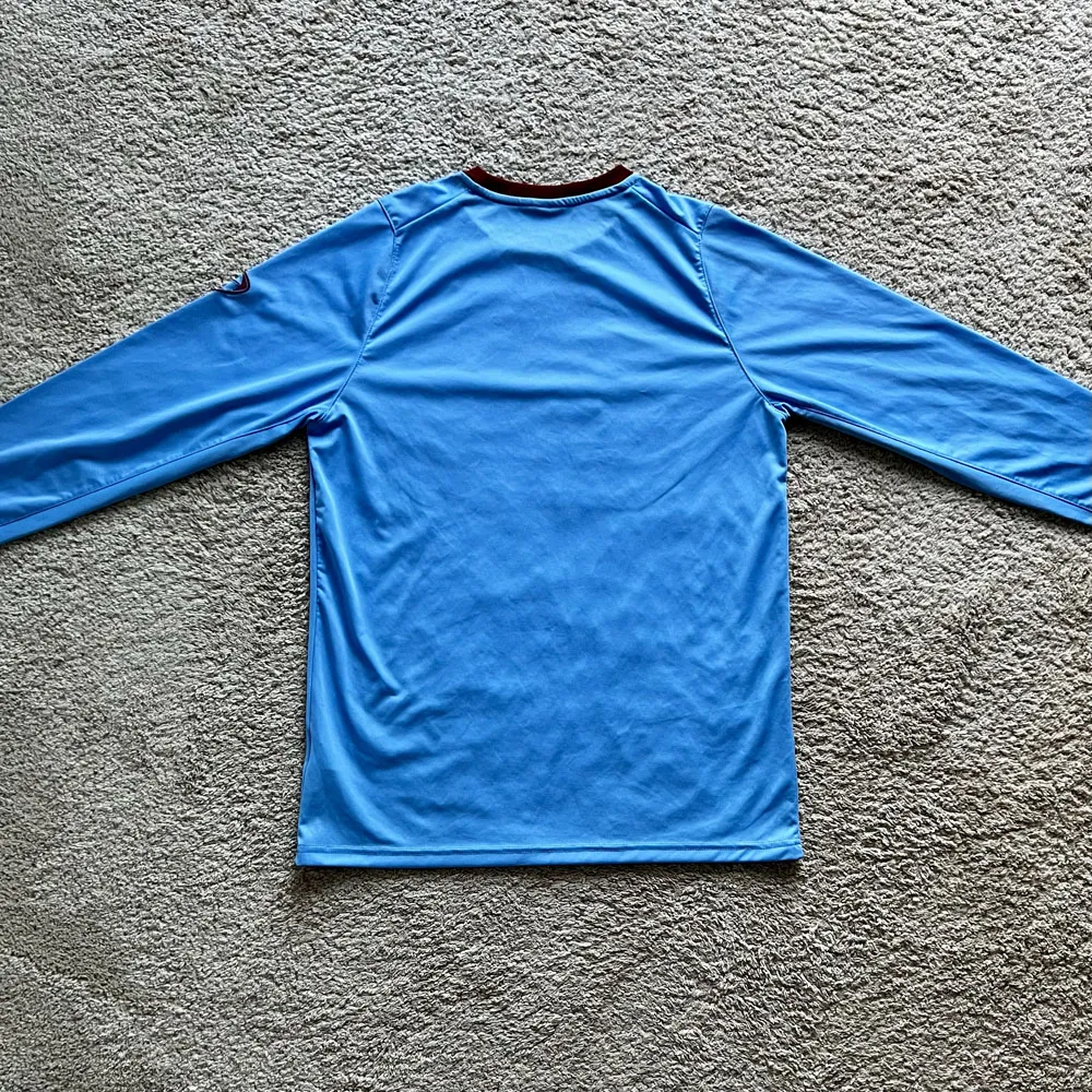 Rear view of Aston Villa 1966/67 Nike Away Shirt - Junior XL