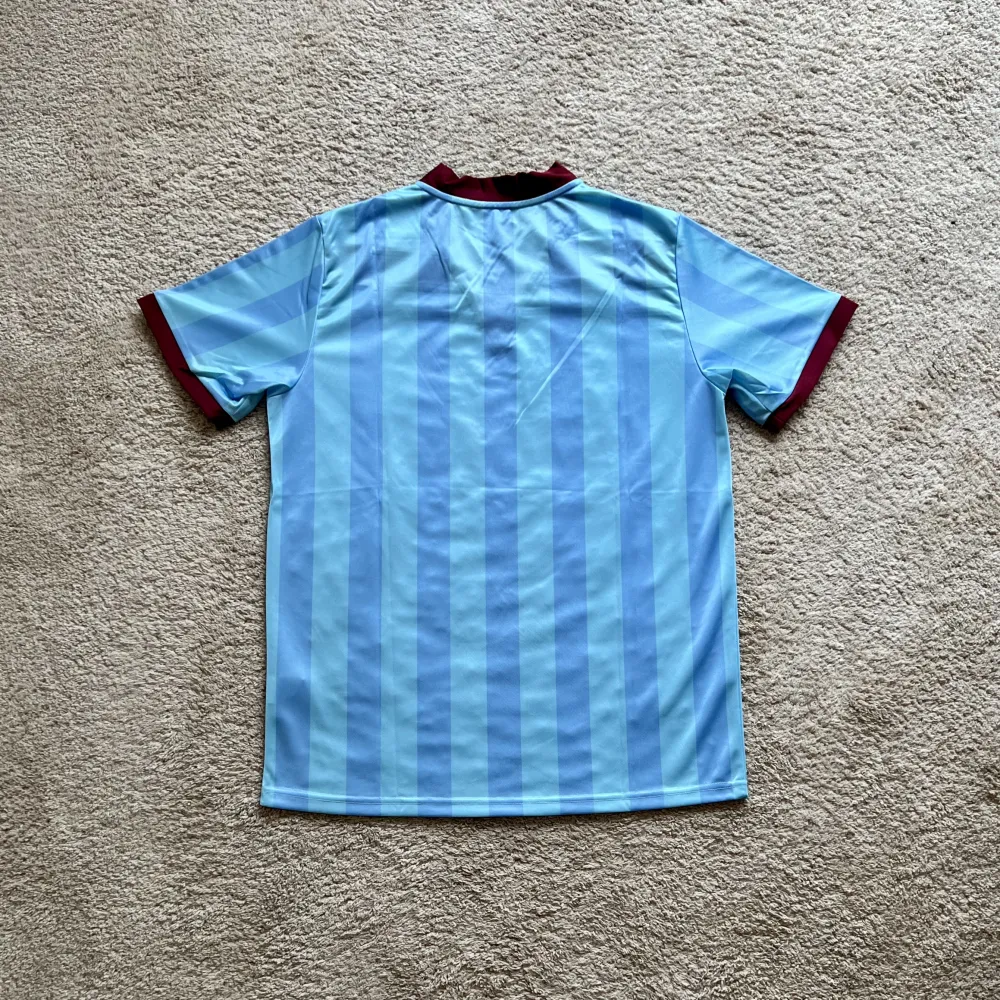 Rear view of Aston Villa 1985-87 Henson 3rd / Special Edition Shirt (Mita Copiers) - Men's Medium