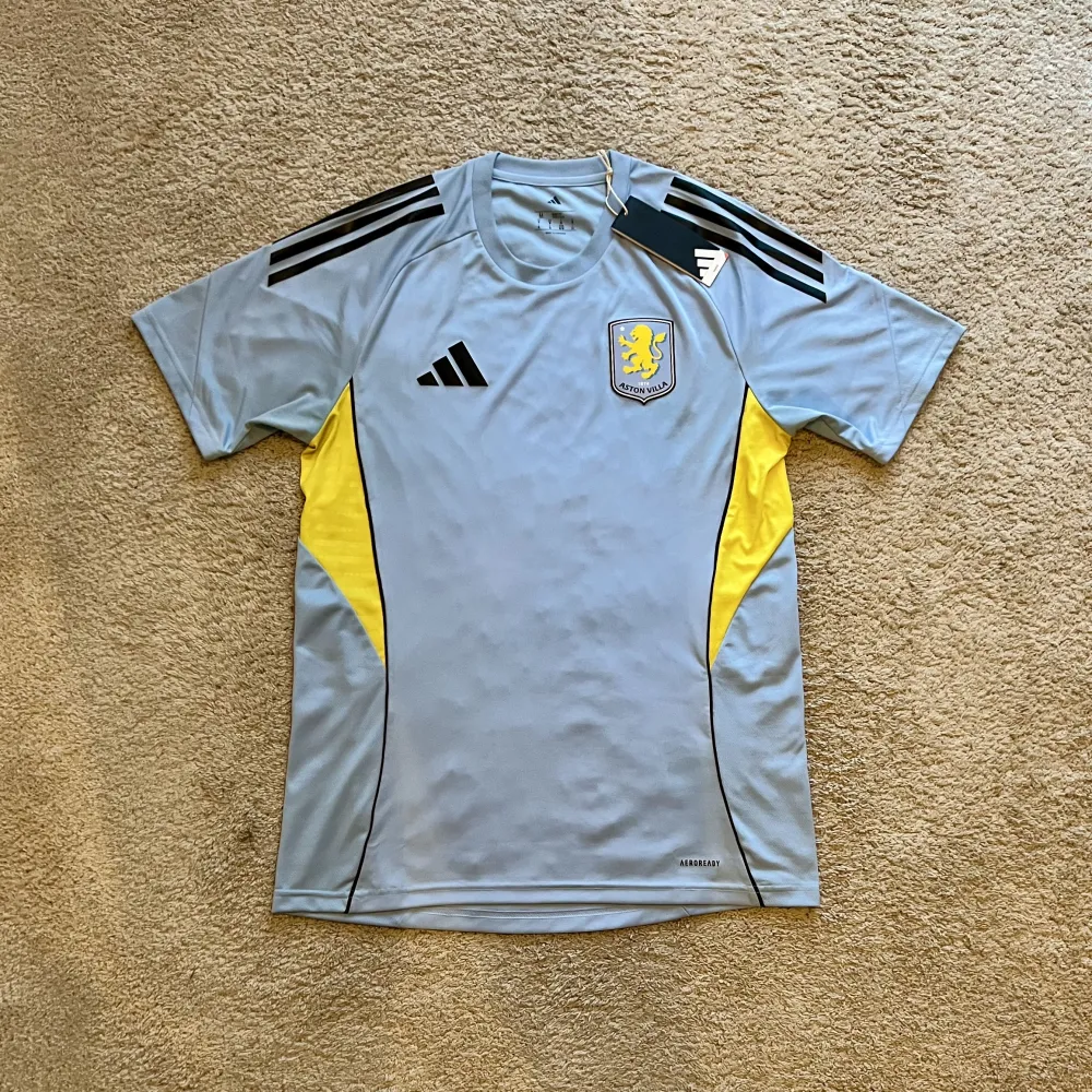 Front view of Aston Villa 2025/26 Adidas Training 1 Shirt - Men's Medium
