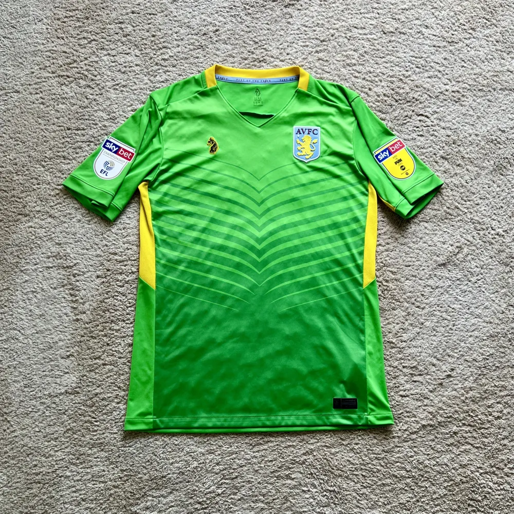 Front view of Aston Villa 2018/19 Luke 1977 Home Goalkeeper Shirt - Men's Medium