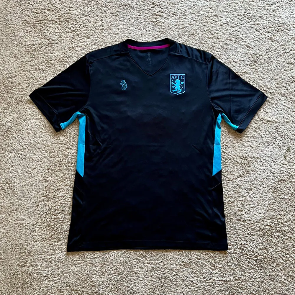 Front view of Aston Villa 2018/19 Luke 1977 Training 1 Shirt - Men's Large