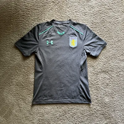 Front view of Aston Villa 2017/18 Under Armour 2 Training Shirt - Men's Medium