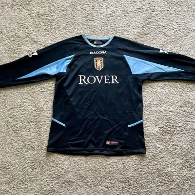 Front view of Aston Villa 2003/04 Diadora GK 1 Goalkeeper Shirt (Rover) - Junior XL