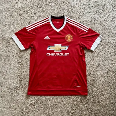 Front view of Manchester United 2015/16 Adidas Home Shirt (Chevrolet) - Men's Large
