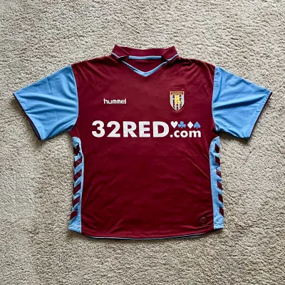 Front view of Aston Villa 2006/07 Hummel Home Shirt (32Red) - Men's Medium