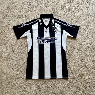 Front view of Portimonense SC 2018-23 Mizuno Home Shirt (Ceremony) - Men's Medium